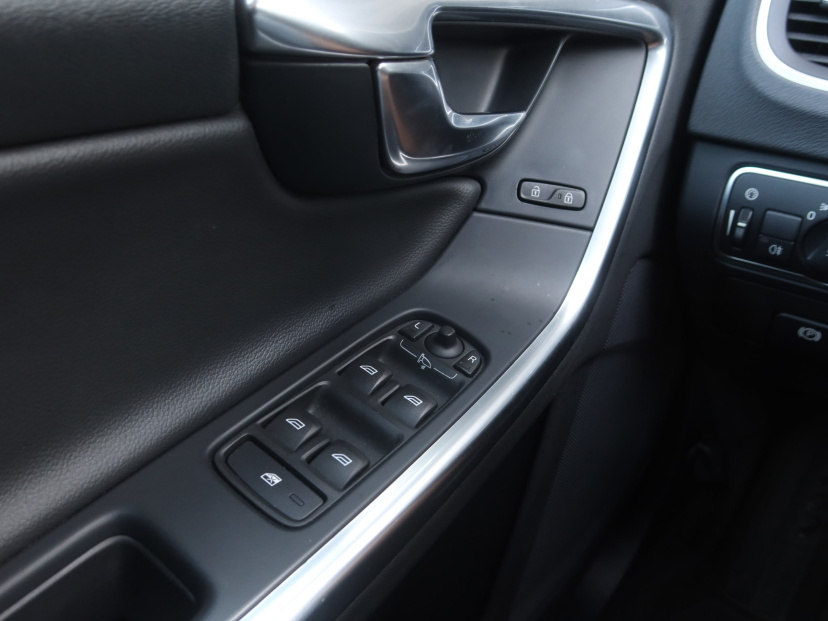 Volvo S60, 2016