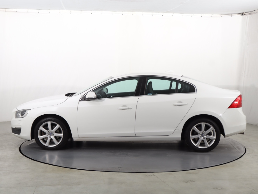 Volvo S60, 2016