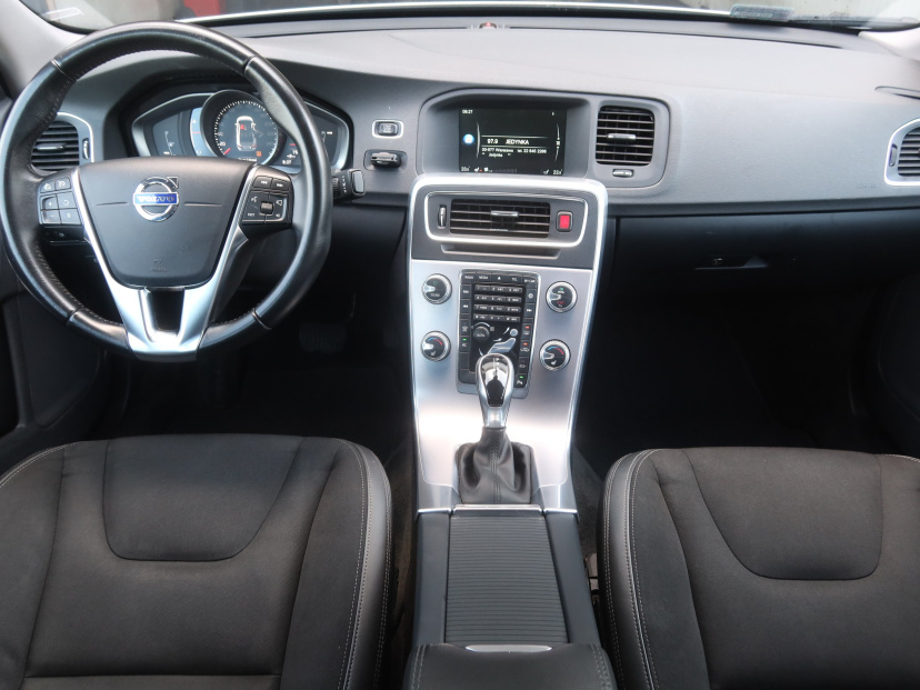 Volvo S60, 2016