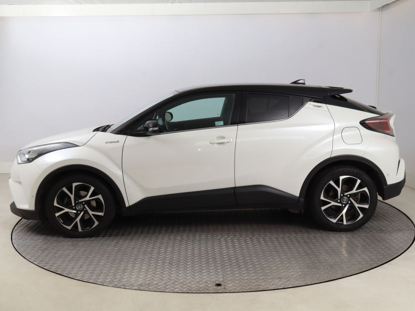 Toyota C-HR, 2017
