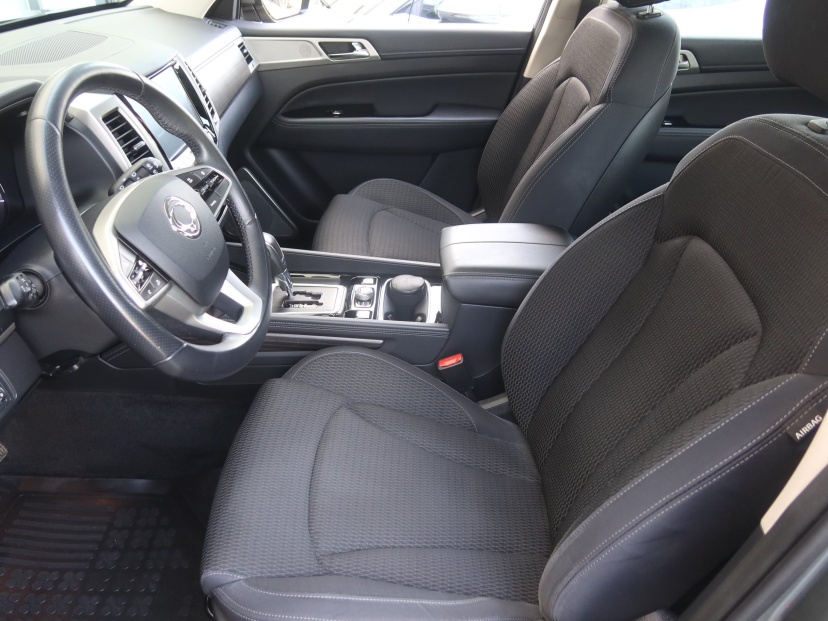SsangYong Rexton, 2018
