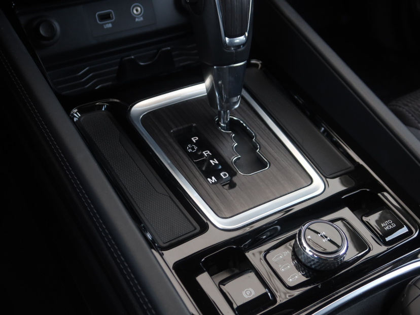 SsangYong Rexton, 2018