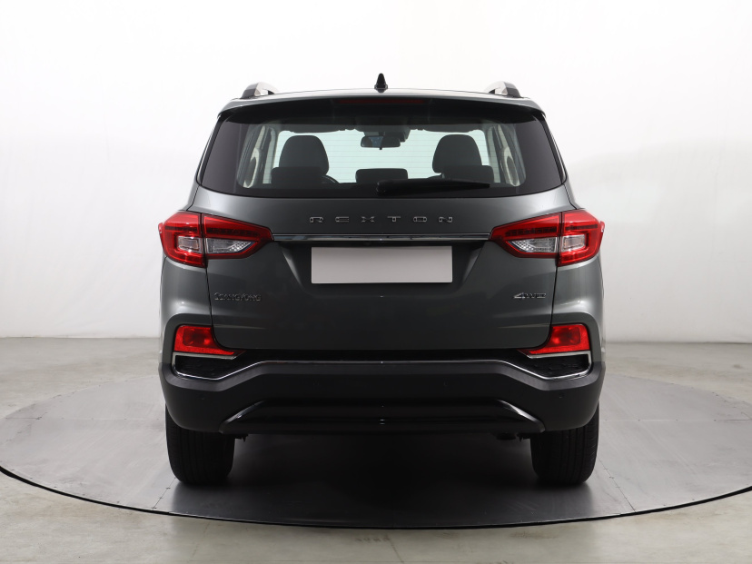 SsangYong Rexton, 2018