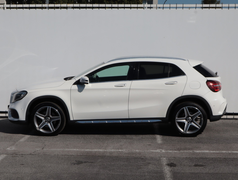 Mercedes-Benz GLA, 2017