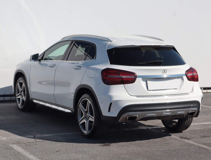 Mercedes-Benz GLA, 2017