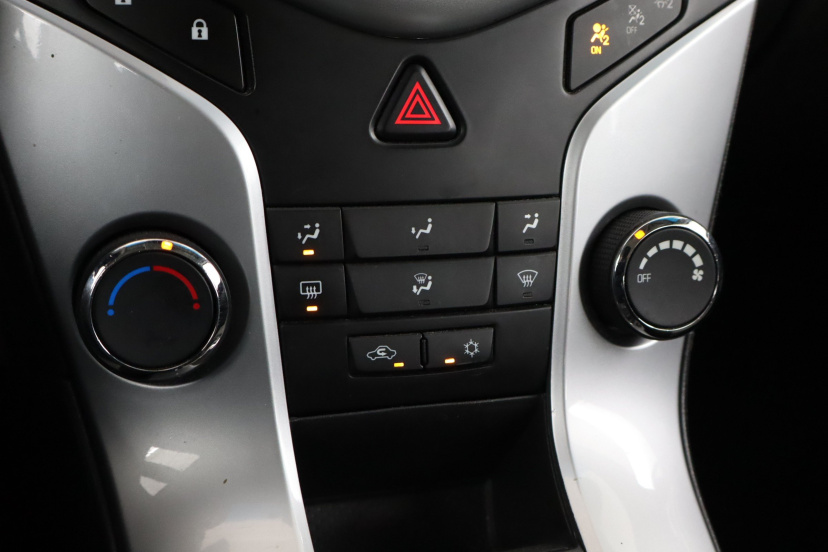 Chevrolet Cruze, 2013