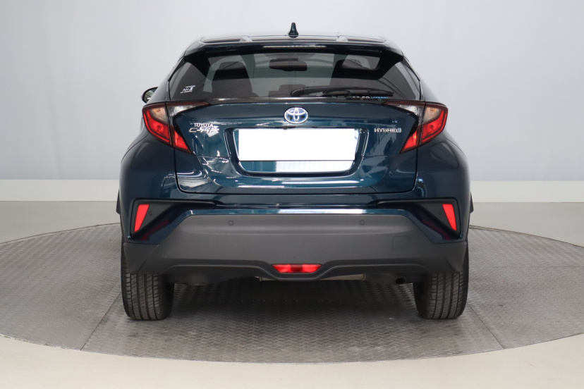 Toyota C-HR, 2023
