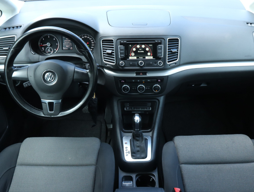 Volkswagen Sharan, 2015