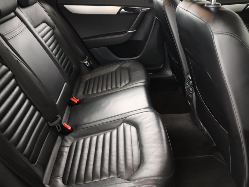 Volkswagen Passat, 2012