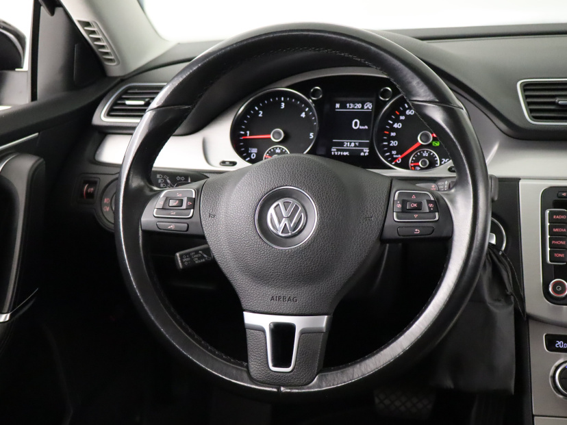 Volkswagen Passat, 2012