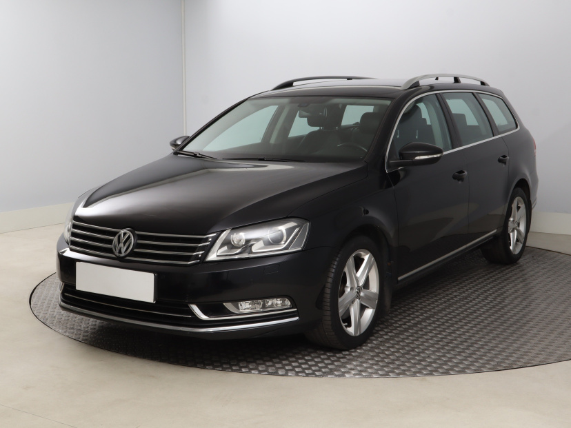 Volkswagen Passat, 2012