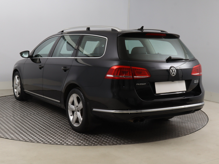 Volkswagen Passat, 2012