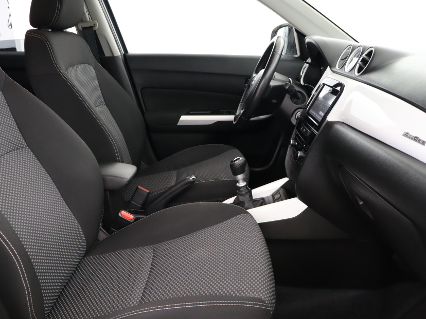 Suzuki Vitara, 2015