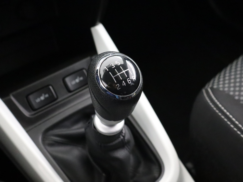 Suzuki Vitara, 2015