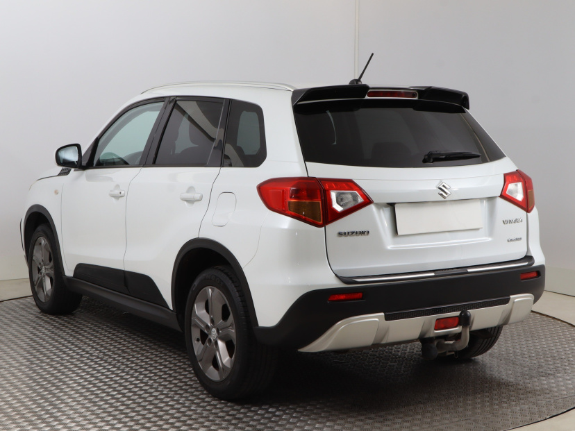 Suzuki Vitara, 2015