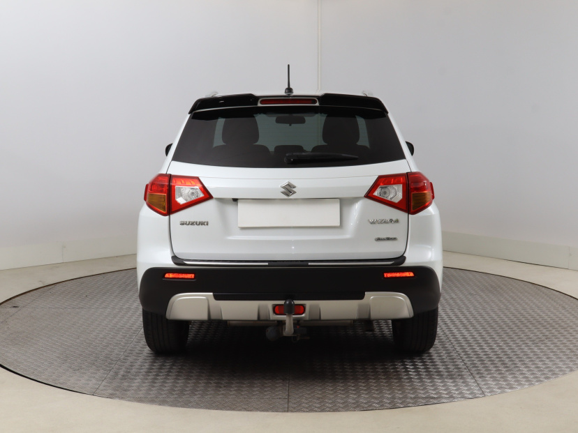 Suzuki Vitara, 2015