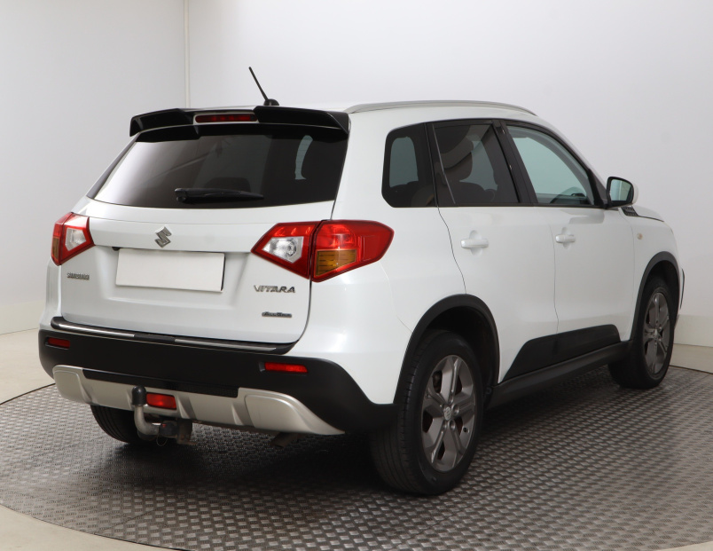 Suzuki Vitara, 2015