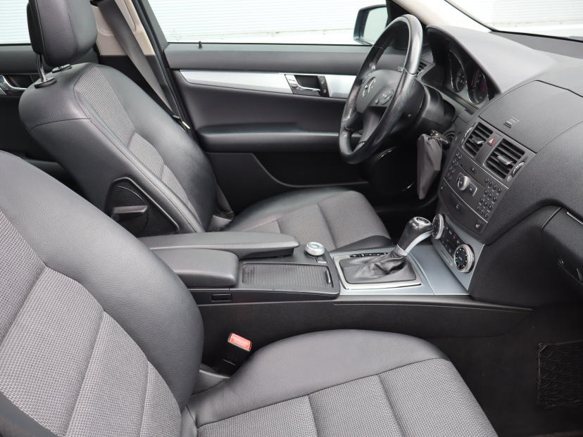 Mercedes-Benz C, 2010