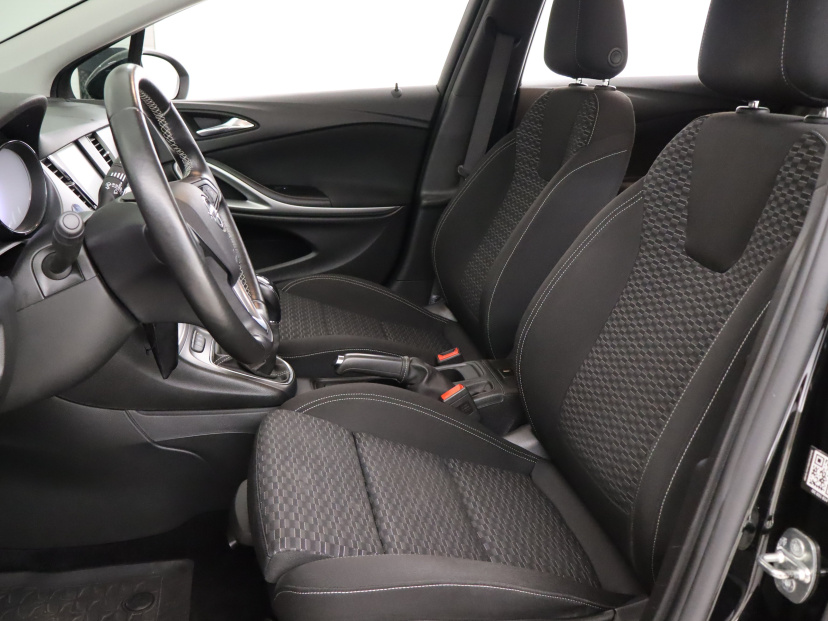 Opel Astra, 2018