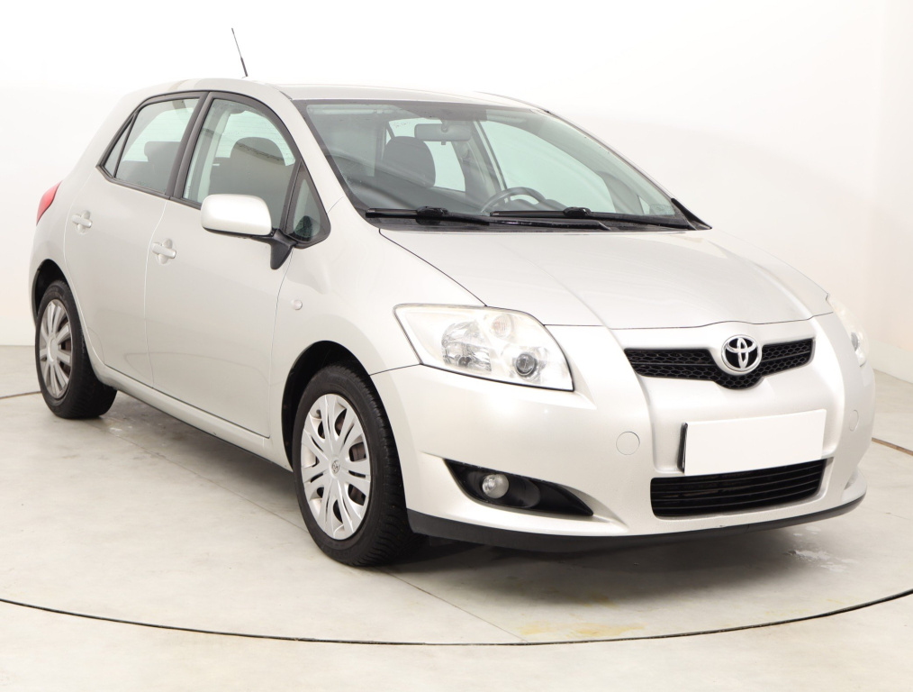 Toyota Auris, 2008
