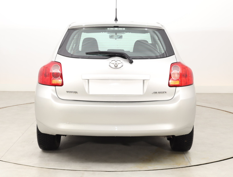 Toyota Auris, 2008