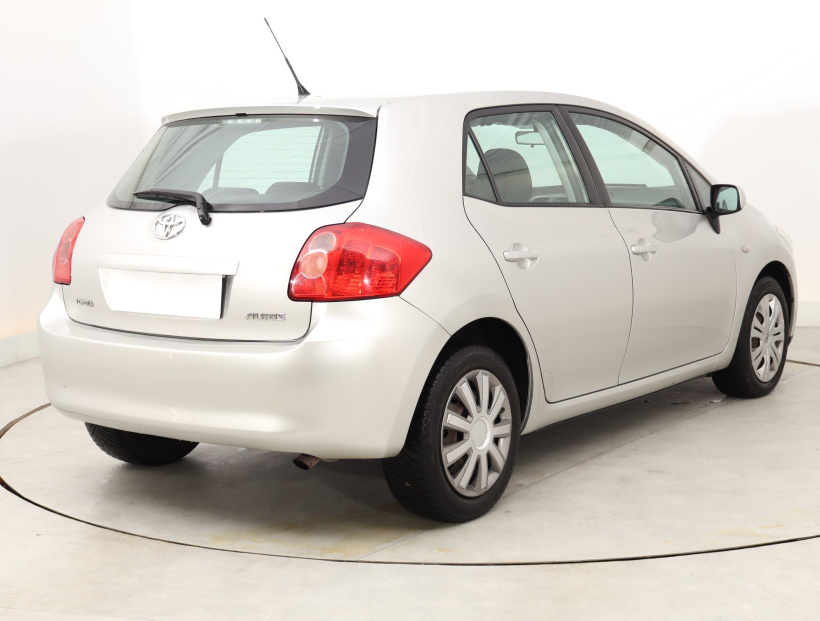 Toyota Auris, 2008