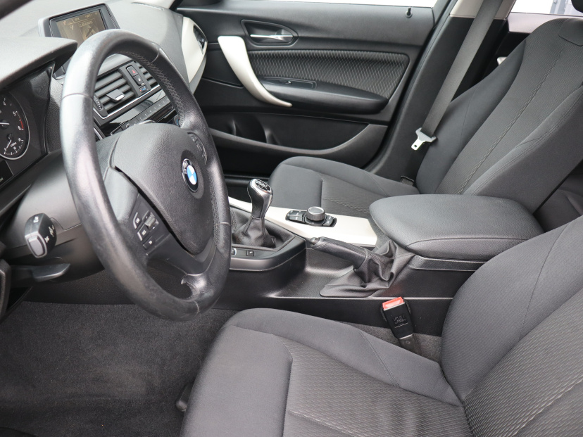 BMW 1, 2015