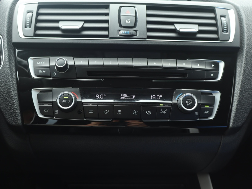 BMW 1, 2015
