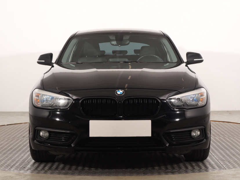 BMW 1, 2015