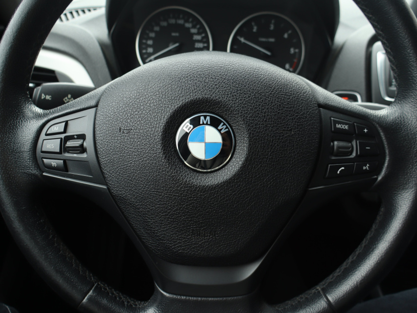 BMW 1, 2015