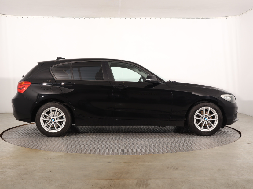 BMW 1, 2015