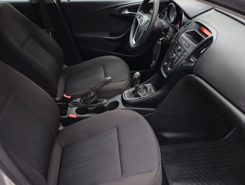 Opel Astra, 2016