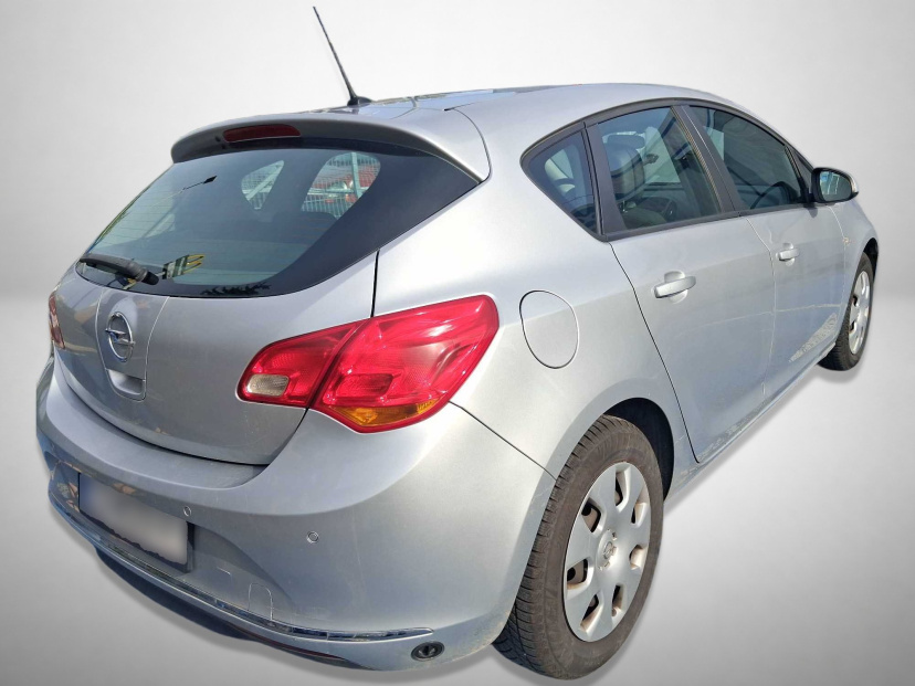 Opel Astra, 2015