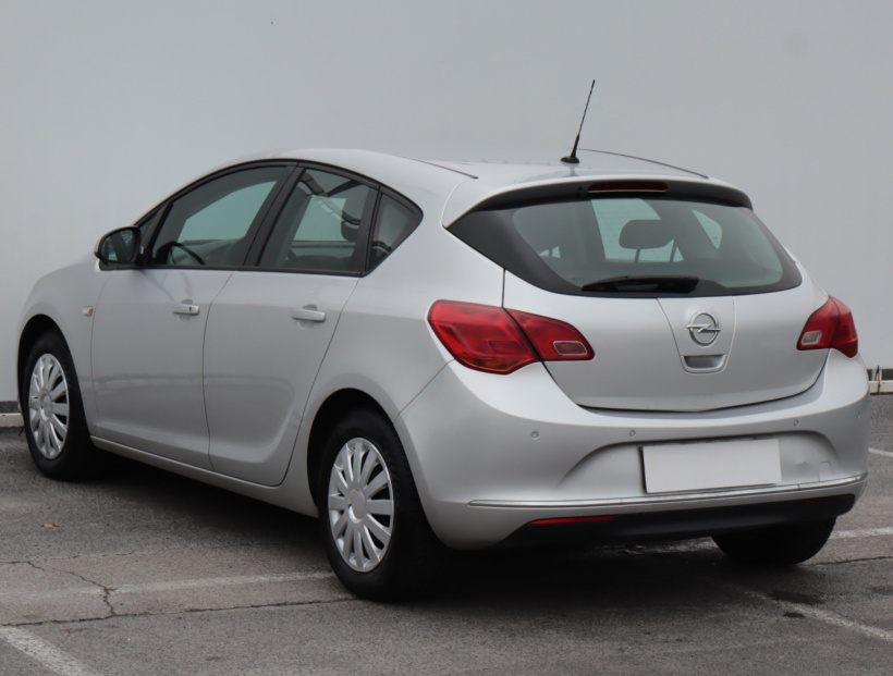 Opel Astra, 2016
