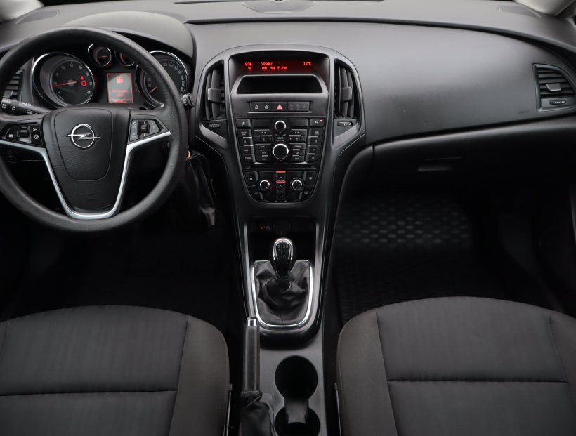 Opel Astra, 2016