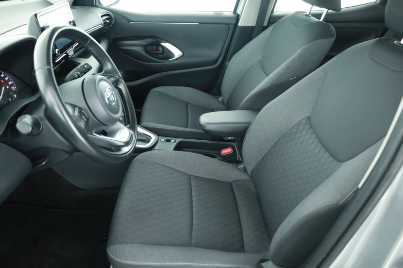 Toyota Yaris, 2024