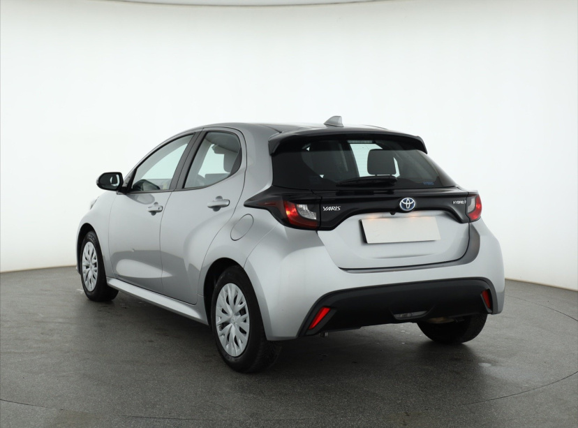 Toyota Yaris, 2024