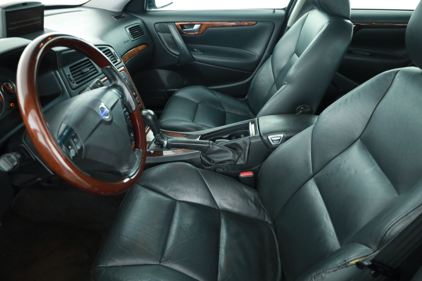 Volvo S60, 2005