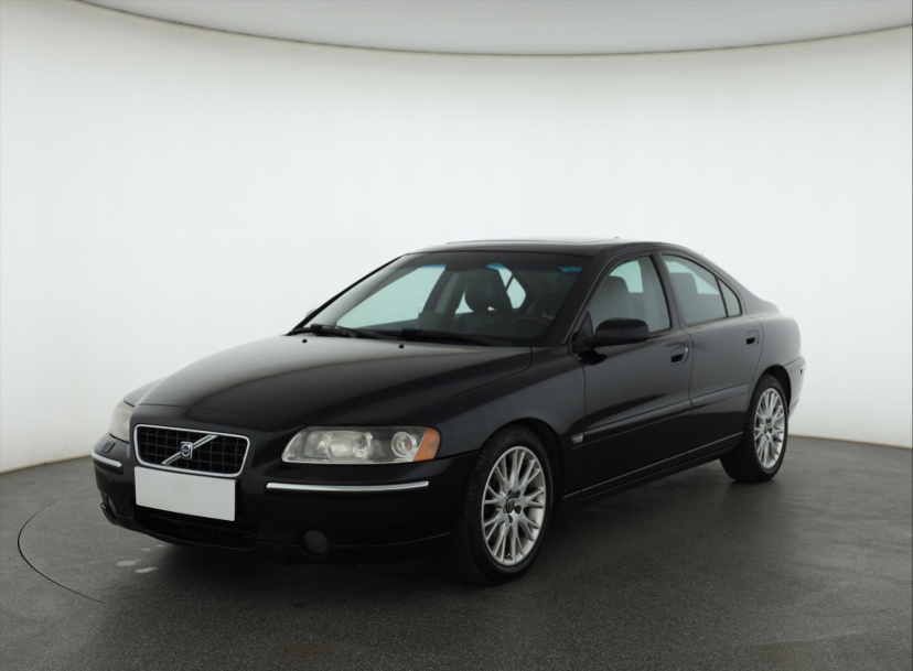 Volvo S60, 2005