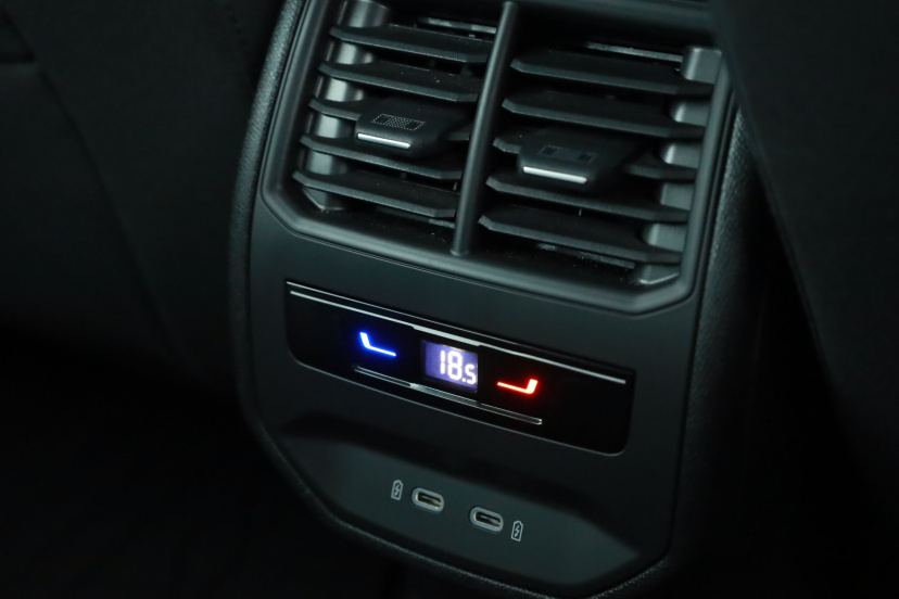 Seat Leon, 2025