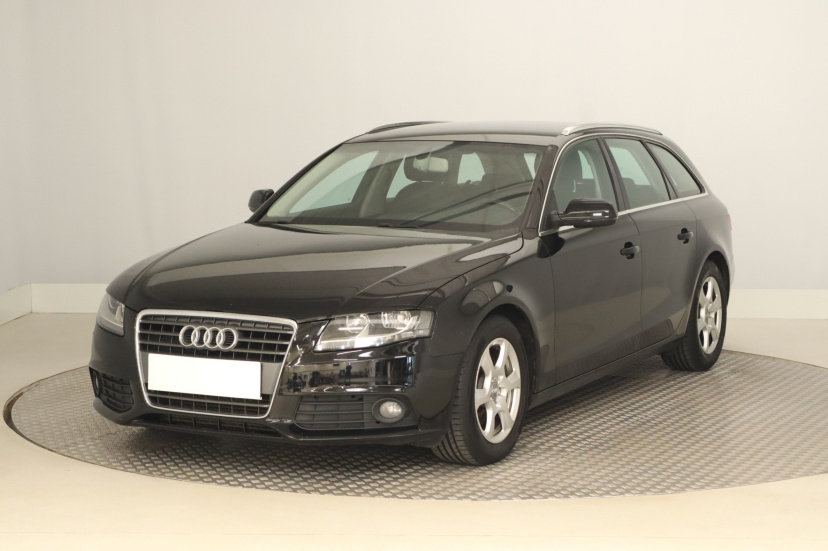 Audi A4, 2010