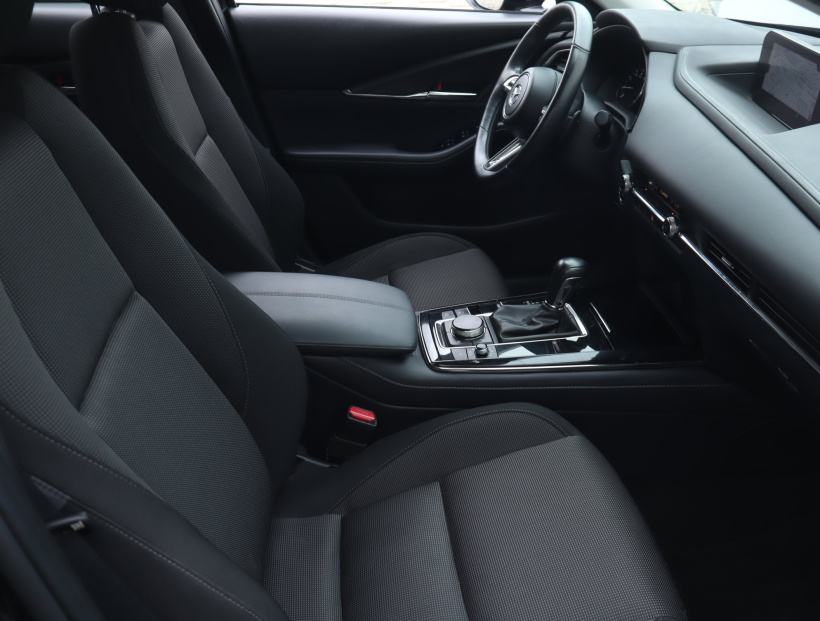 Mazda CX-30, 2021
