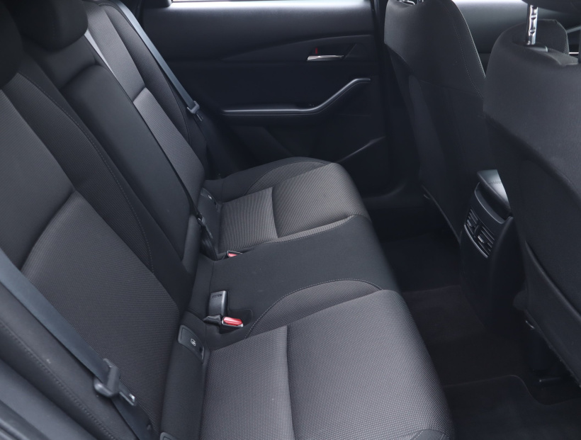Mazda CX-30, 2021