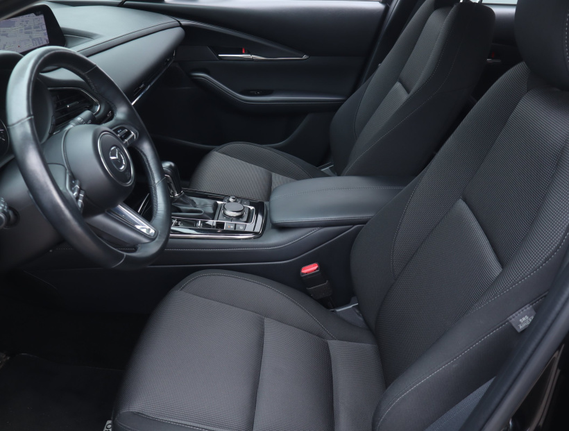 Mazda CX-30, 2021