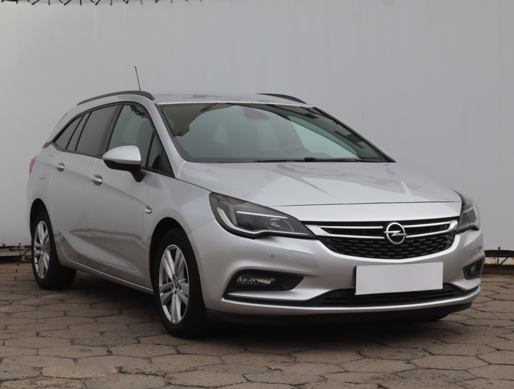 Opel Astra, 2018