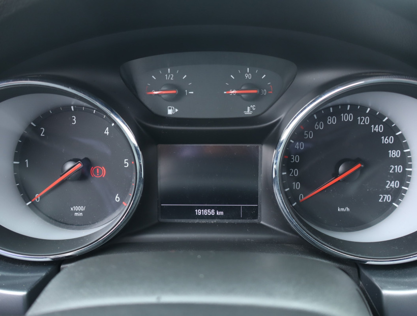 Opel Astra, 2018