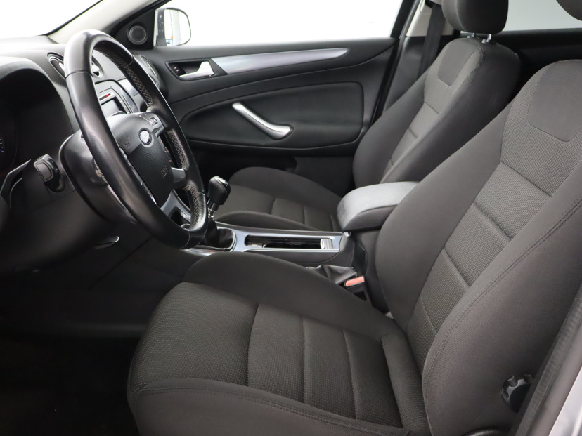 Ford Mondeo, 2013