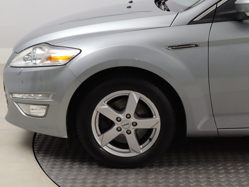 Ford Mondeo, 2013