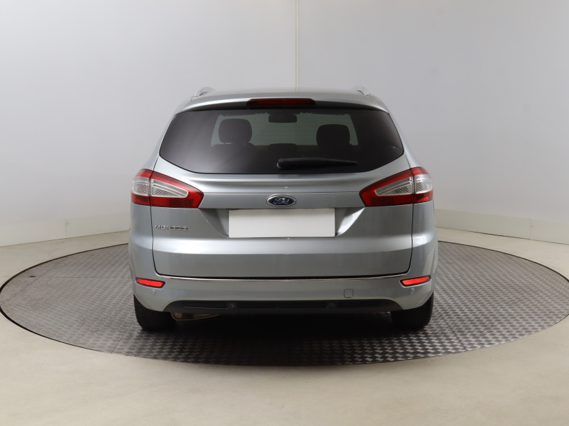 Ford Mondeo, 2013