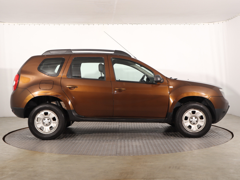 Dacia Duster, 2012